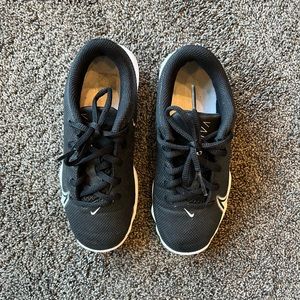 little boys baseball cleats